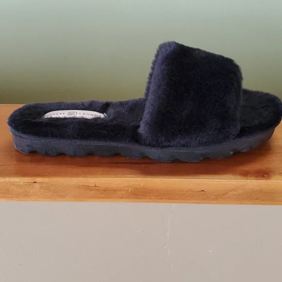 Chinese Laundry slippers - Picture 8 of 8